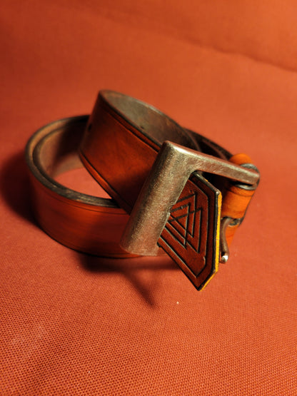 Streak Stained Saddle Tan Valknut belt